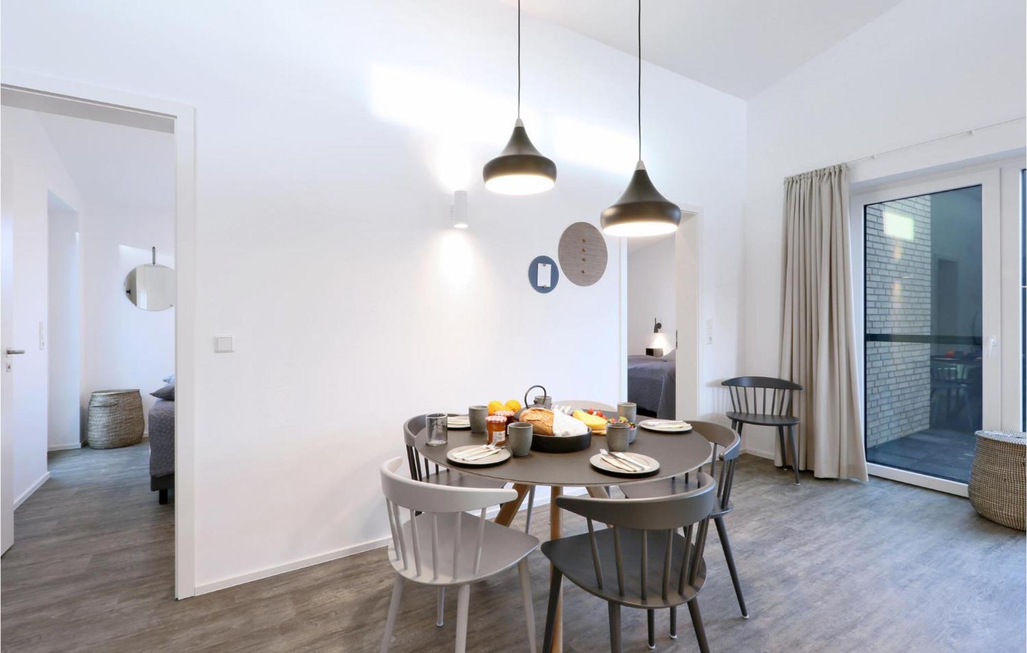 Beach Front Home In Lembruch-Duemmer See With Wifi Экстерьер фото