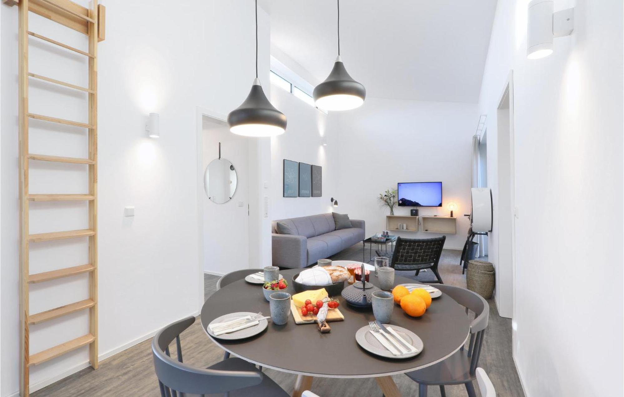 Beach Front Home In Lembruch-Duemmer See With Wifi Экстерьер фото