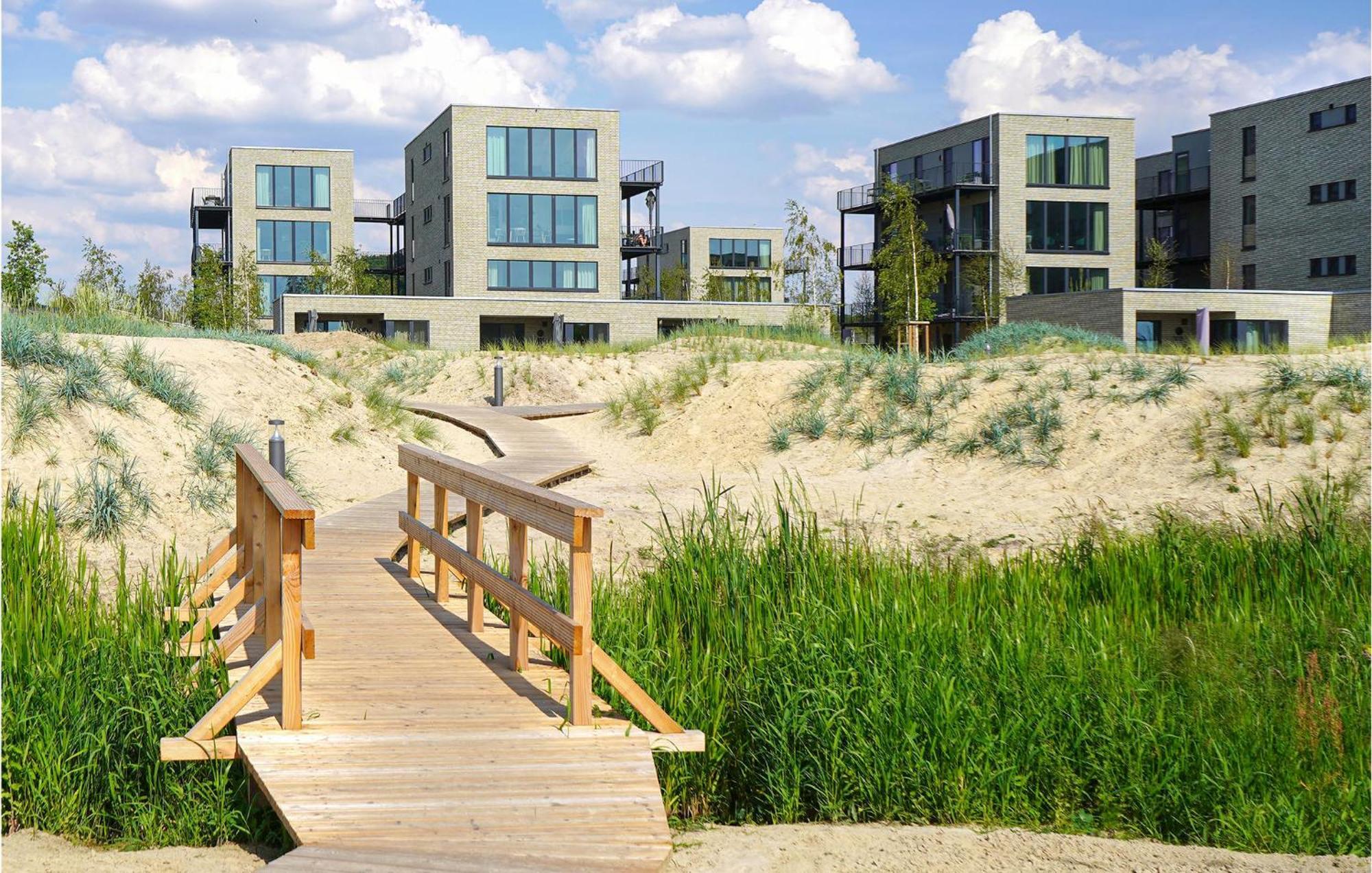 Beach Front Home In Lembruch-Duemmer See With Wifi Экстерьер фото