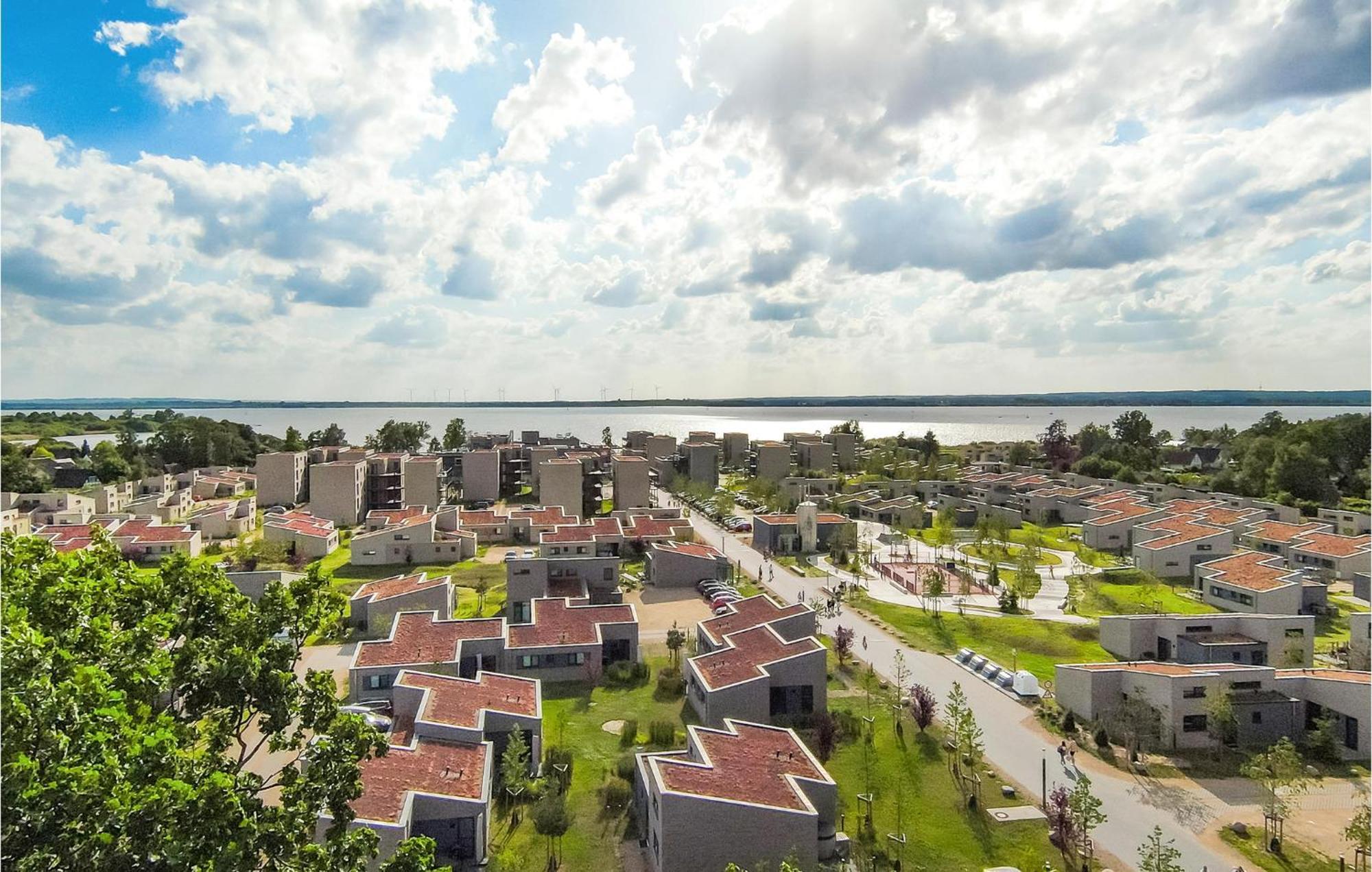 Beach Front Home In Lembruch-Duemmer See With Wifi Экстерьер фото